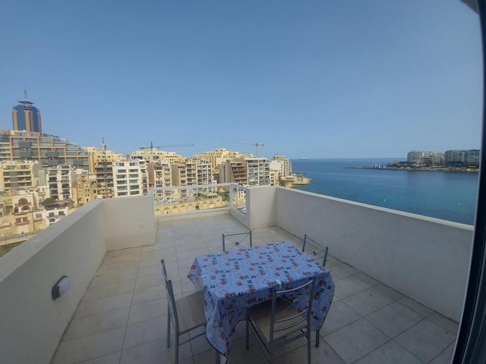 St Julians Bay Sea Front Apartments San Julián Exterior foto